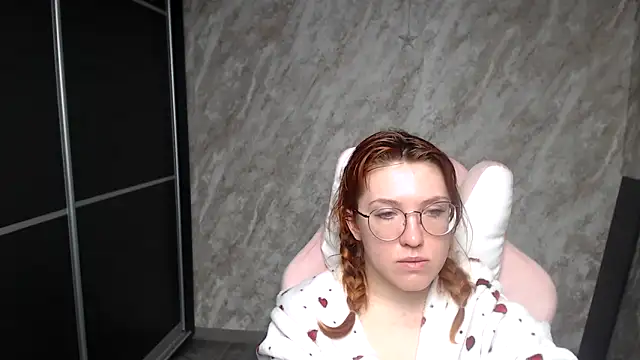 Reginasmilee online show from 22, 2, 2026