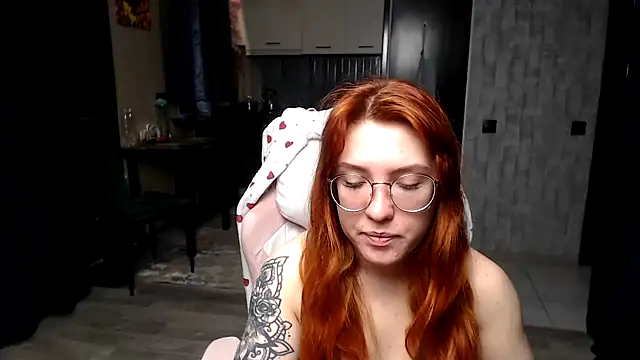 Reginasmilee online show from 25, 3, 2026