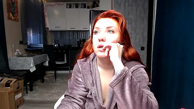 Reginasmilee online show from 4, 5, 2026