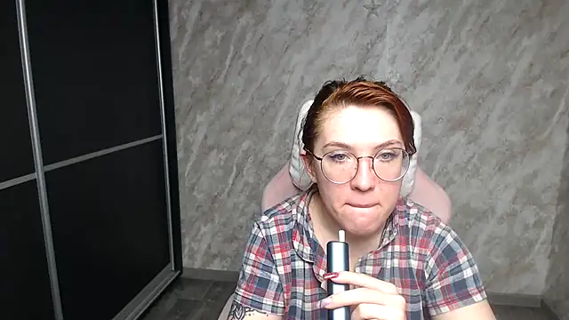 Reginasmilee online show from 13, 1, 2026