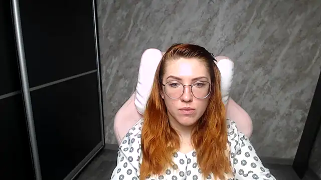 Reginasmilee online show from 15, 2, 2026