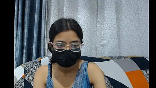 Misty 09 online show from 25, 7, 2026