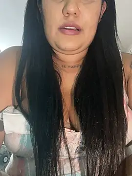 Valentina Tilly online show from 5, 7, 2026