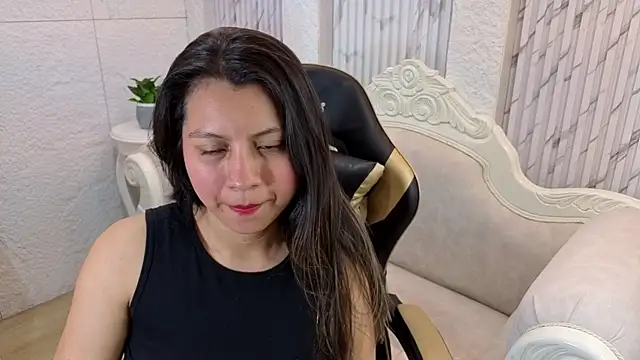 Snapshot of sophie_rose_cn chatting on 5, 8, 2026 sophie rose cn online show from 5, 8, 2026