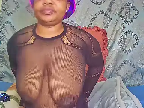 Snapshot of AngelinaX01 chatting on 15, 7, 2026 AngelinaX01 online show from 15, 7, 2026