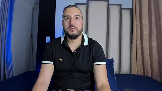 Snapshot of Nicola_D_Angelo chatting on 8, 8, 2026 Nicola D Angelo online show from 8, 8, 2026