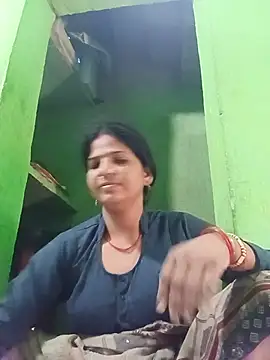 Joohi Chawla143 online show from 10, 7, 2026