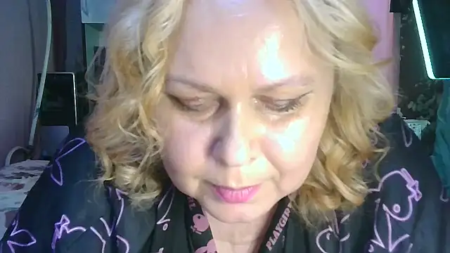 Roksolana5398 online show from 6, 7, 2026