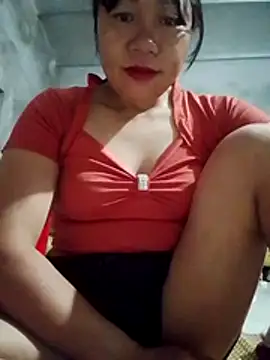 Moon squirtt online show from 26, 6, 2026