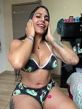 Snapshot of chiquiscaro chatting on 9, 7, 2026 chiquiscaro online show from 9, 7, 2026