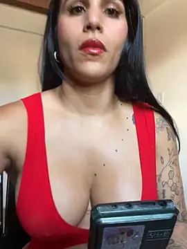 Snapshot of chiquiscaro chatting on 14, 7, 2026 chiquiscaro online show from 14, 7, 2026