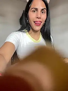 Snapshot of chiquiscaro chatting on 18, 7, 2026 chiquiscaro online show from 18, 7, 2026