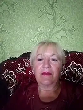 EmmaSwan555 online show from 4, 7, 2026