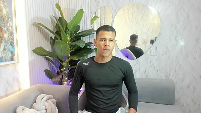 Noah sexhotty online show from 22, 7, 2026