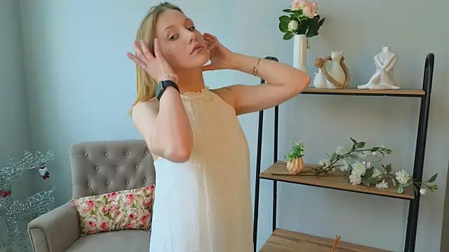 Elizabeth Hunt online show from 12, 7, 2026
