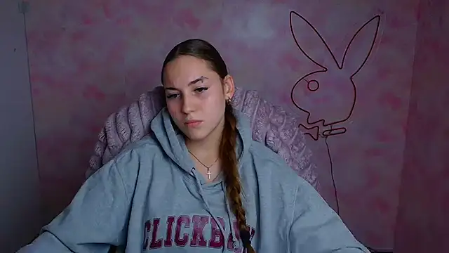 Holly Mooon  online show from 7, 7, 2026