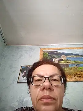 Olena72531 online show from 26, 6, 2026