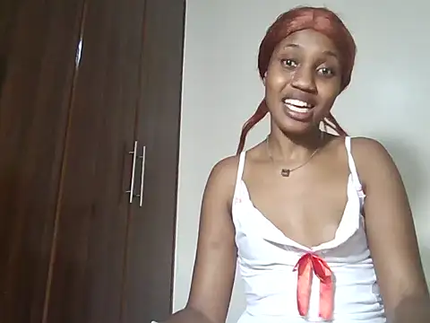 Snapshot of fineriri chatting on 4, 8, 2026 fineriri online show from 4, 8, 2026