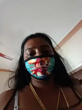 Lexilove01 online show from 9, 7, 2026