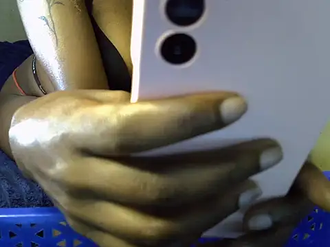 Snapshot of Ebony_queenluxe chatting on 29, 6, 2026 Ebony queenluxe online show from 29, 6, 2026