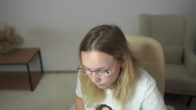 OraliaRokusek online show from 6, 7, 2026