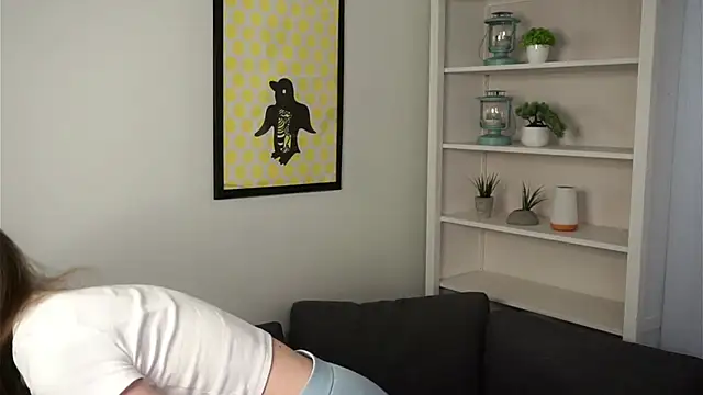 SaraStraton online show from 1, 7, 2026