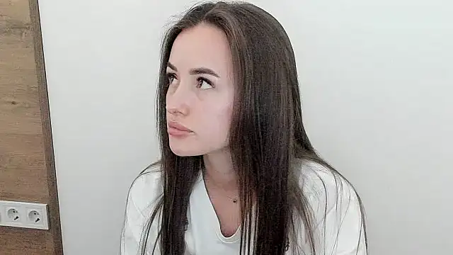 MiaMoll77 online show from 27, 6, 2026