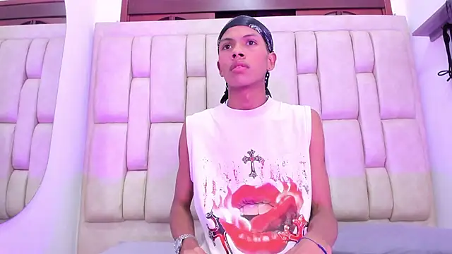 Cuteboyhenrik os online show from 30, 6, 2026