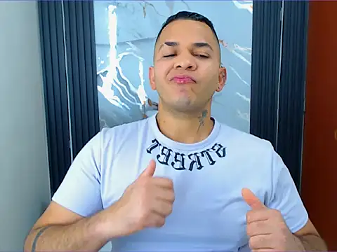 cristhian gamboa online show from 9, 7, 2026