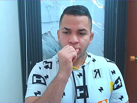 cristhian gamboa online show from 22, 7, 2026