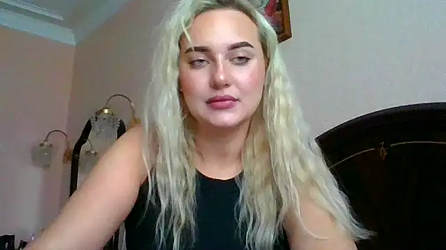 Snapshot of aylin99999 chatting on 1, 7, 2026 aylin99999 online show from 1, 7, 2026