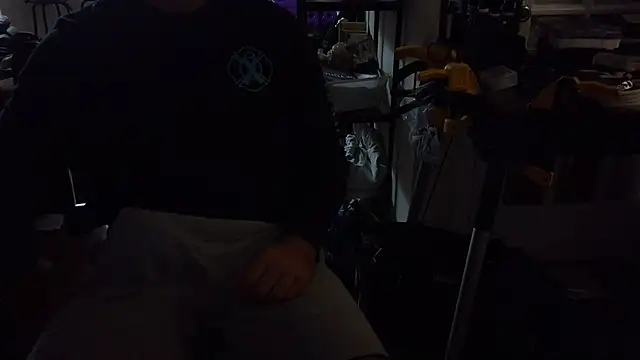 LoganBry77 online show from 1, 7, 2026