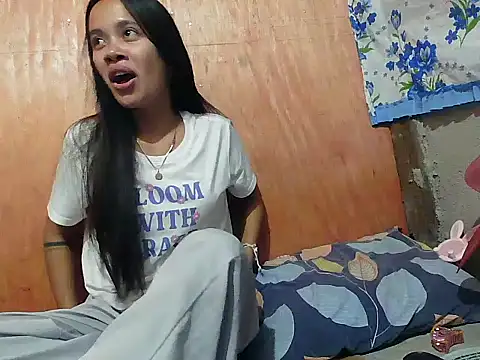 SkinnyGirl PinayBaby online show from 27, 6, 2026