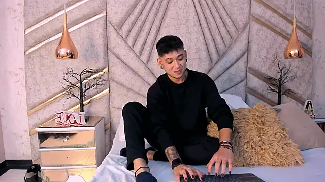 MarkLaurens online show from 28, 6, 2026