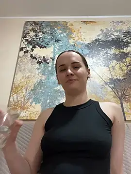 MilkyMinii online show from 4, 7, 2026