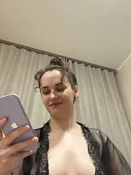 MilkyMinii online show from 5, 7, 2026