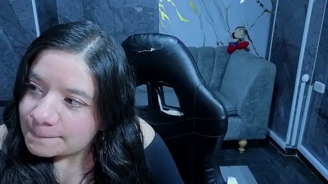 Snapshot of Lia_Robertss_b chatting on 30, 6, 2026 Lia Robertss b online show from 30, 6, 2026