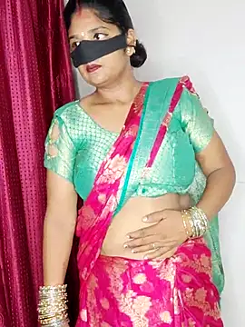 Snapshot of RealSexyWomene chatting on 8, 7, 2026 RealSexyWomene online show from 8, 7, 2026