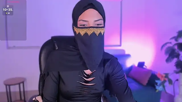 LaylaFantasy  online show from 4, 7, 2026