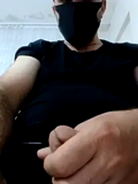 Snapshot of demiirr34 chatting on 13, 7, 2026 demiirr34 online show from 13, 7, 2026