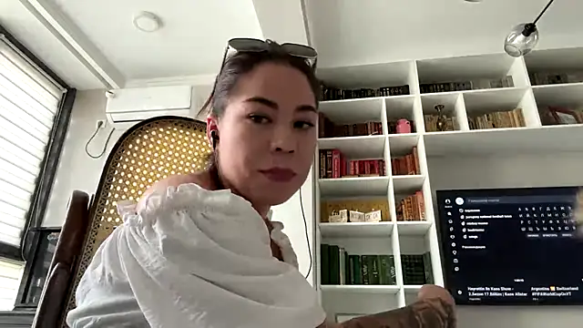 Snapshot of EllianaJess chatting on 13, 7, 2026 EllianaJess online show from 13, 7, 2026