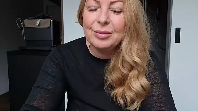 TammyJeann online show from 6, 10, 2025