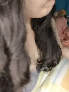 VictoriaBloom25 online show from 12, 7, 2026