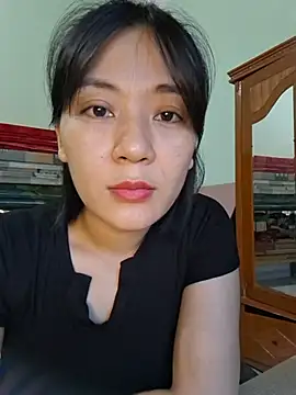 Lyrose 2k online show from 9, 7, 2026