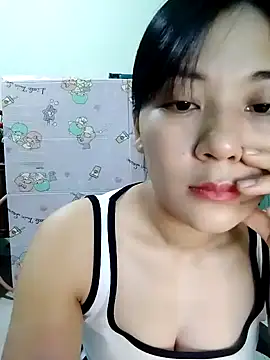 Lyrose 2k online show from 28, 7, 2026