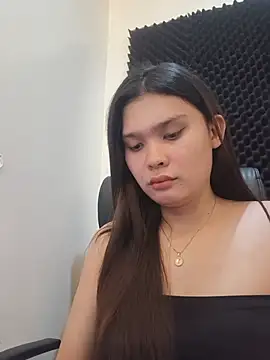hugecock belle online show from 5, 7, 2026
