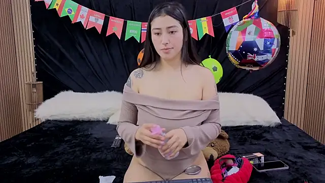 Megan-Burning- online show from 6, 7, 2026