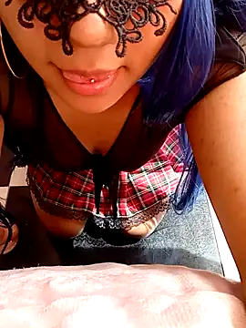 cremmluna online show from 8, 7, 2026