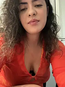 Snapshot of Aylin_Sugar chatting on 17, 7, 2026 Aylin Sugar online show from 17, 7, 2026