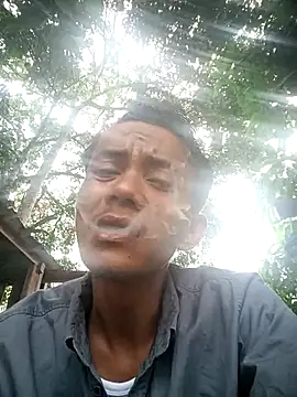 Snapshot of Younk001 chatting on 13, 7, 2026 Younk001 online show from 13, 7, 2026